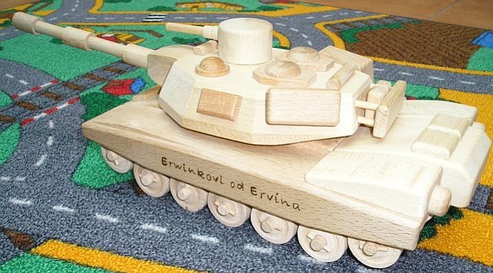 Holz Panzer Spielzeug