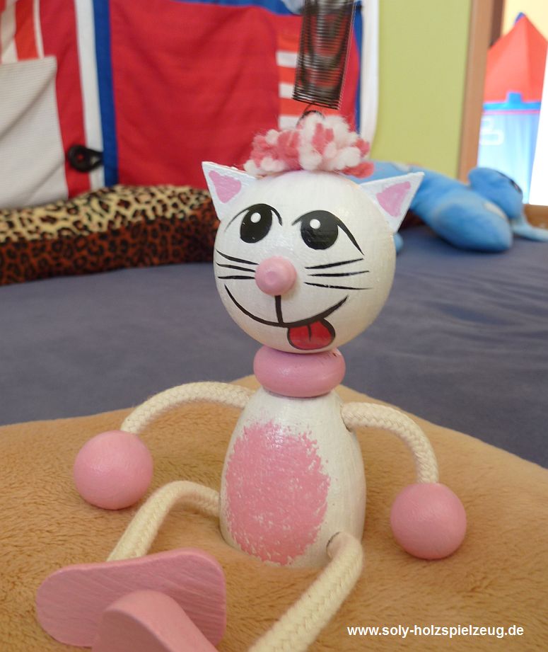 katze-holz-spielzeug-feder
