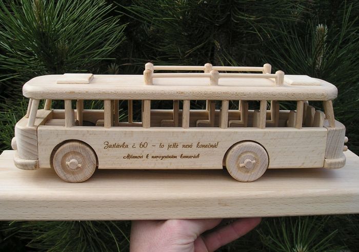 Spielzeug Bus Holzspielzeug