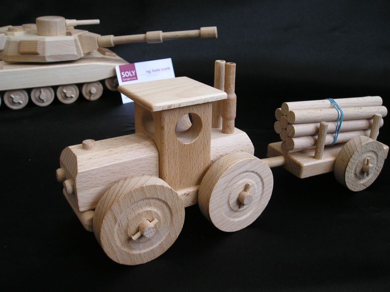 Holztraktor