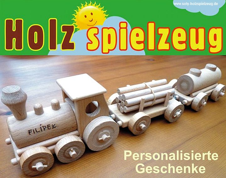 Zug aus holz mit namen