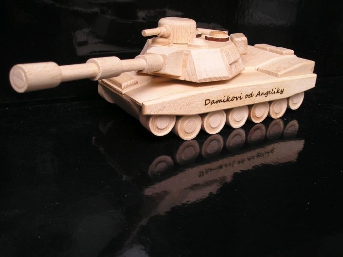 Militärtank aus Holz, Panzer Spielzeug 
