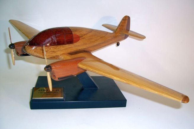 Luftfahrzeug-modelle-AERO-Ae-45