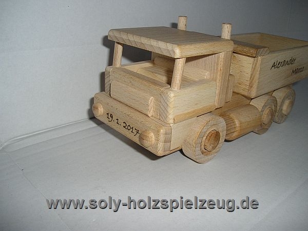 LKW Kinderspielzeug aus Holz