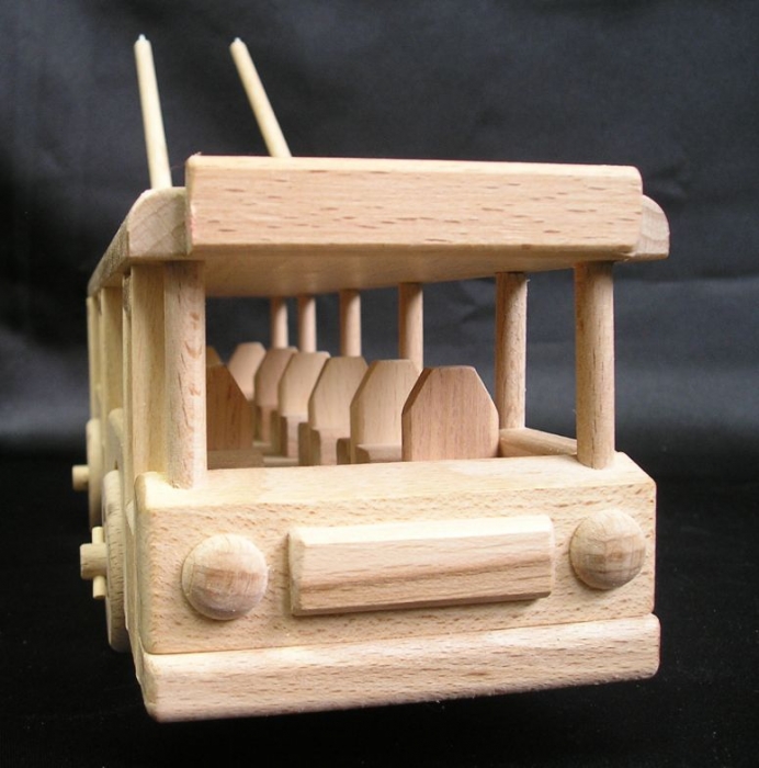 Trolley Holzspielzeug