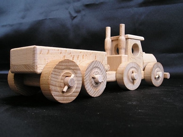 Truck Holzspielzeug