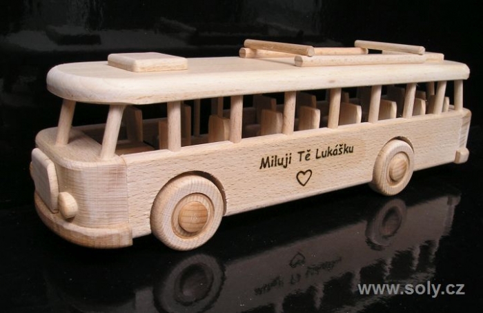 Spielzeug Bus