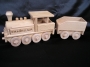 Lokomotive Spielzeug aus Holz mit Gravur Name