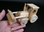 Holztraktor_Spielzeuge_für_Kinder_zu_Weihnachten