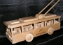 O-bus Spielzeug aus Holz als Geschenk zum 70 Geburg
