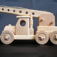 Kranwagen aus Holz Geschenk für Kinder und Kranführer