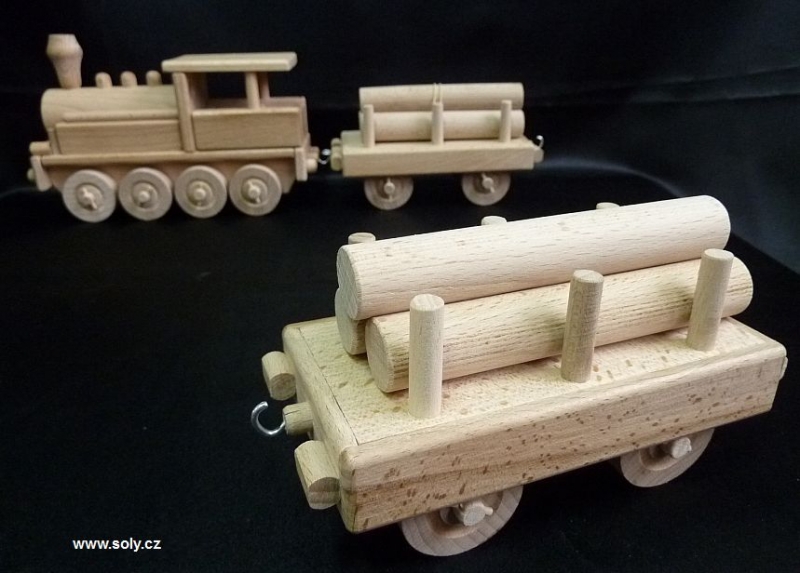 Holzwagen mit Holzladung für Dampflokomotive