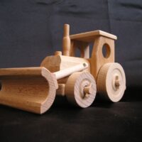 Holzspielzeug Traktor mit Schild