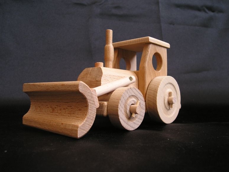 Holzspielzeug Traktor mit Schild