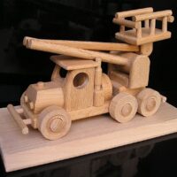 Montagebühne Holzmodell Fahrzeug Geschenk für Bauarbeiter