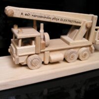 Holzmodell Geschenk Montagefahrzeug Hubarbeitsbühne