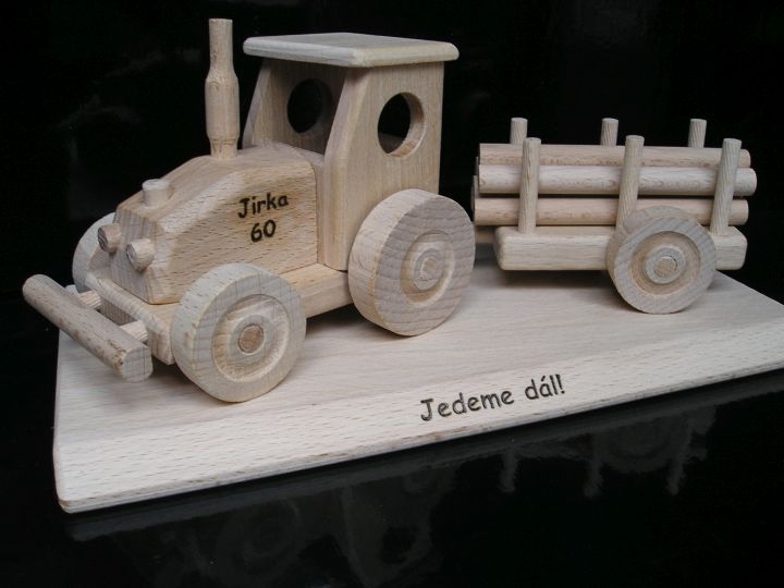 Holzgeschenke für Traktorfahrer, Holzspielzeug