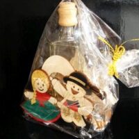 Geschenkverpackung Flasche für Alkohol Folklore, Hochzeit, Hochzeitsfeier, Braut und Bräutigam Hochzeit