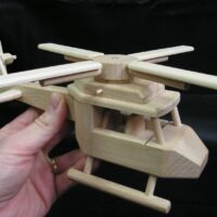 Spielzeughubschrauber aus Holz, Geschenk für Piloten