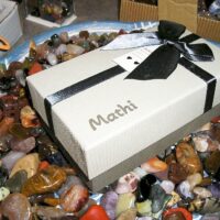 Mineralsteine für Kinder in Geschenkbox