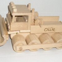 Niedliches Kinder-Holzauto Geschenk