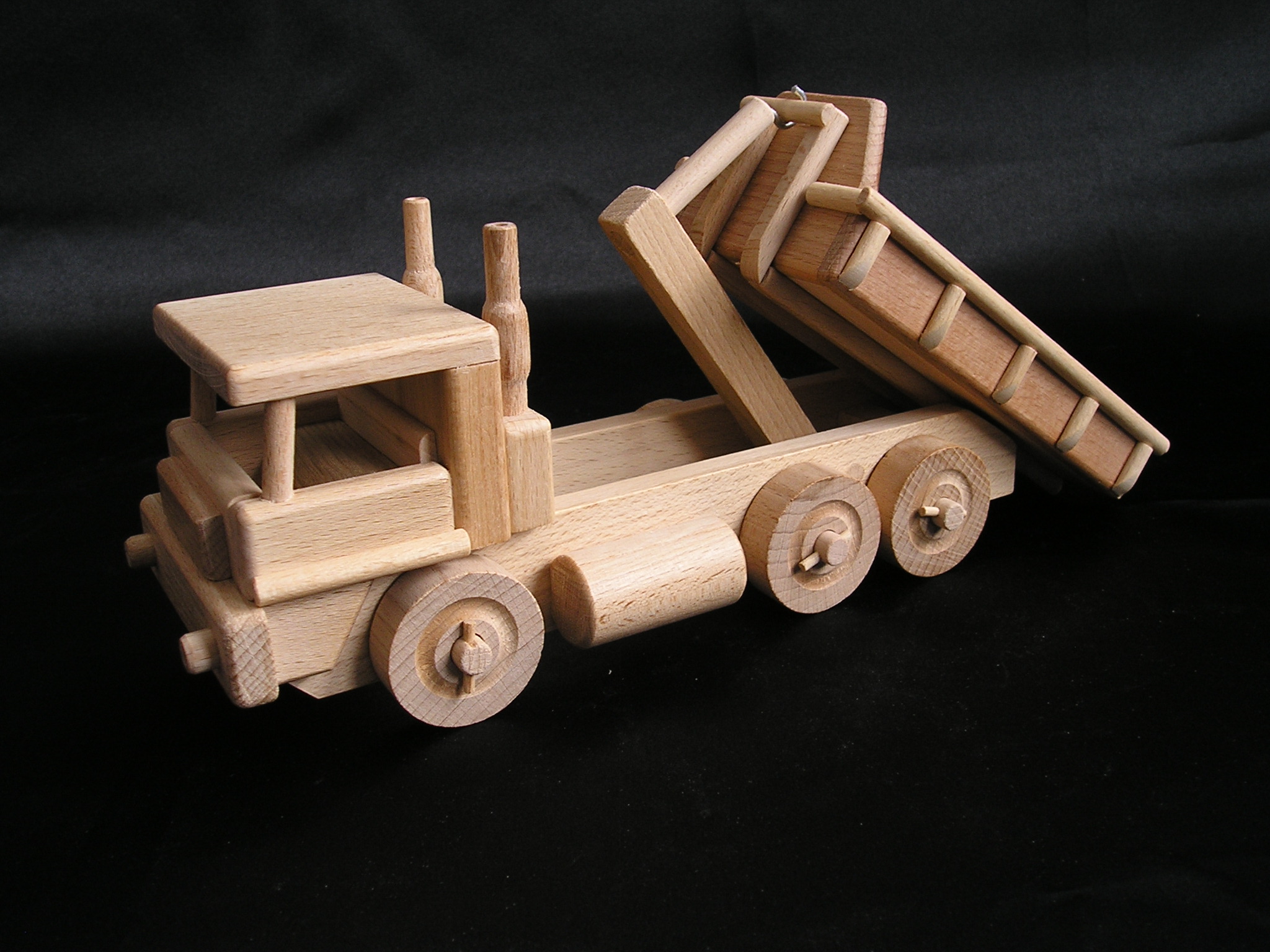 Holzgeschenke Container-Lastwagen Tatra Modell und Spielzeuge