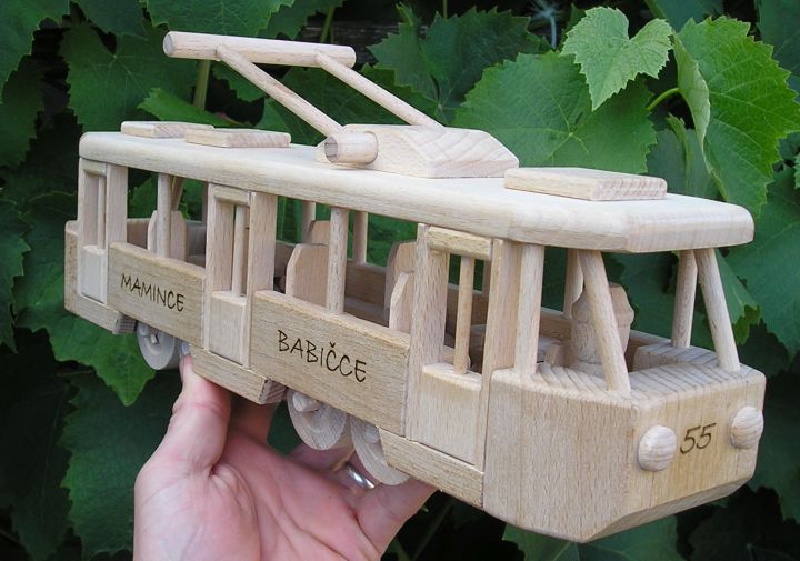 Straßenbahn aus Holz, städtisches Elektrofahrzeug auf Schienen Holzgeschenke Modelle für Straßenbahnfahrer