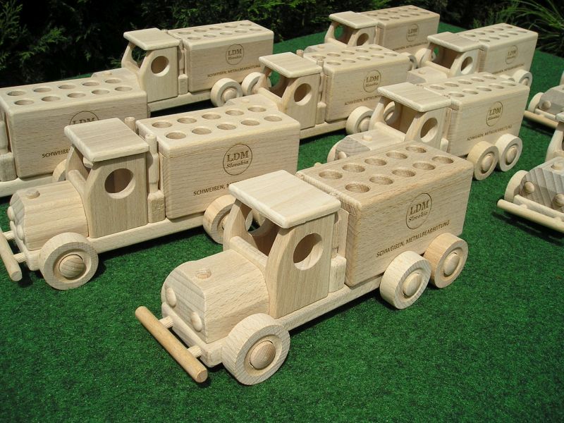 Auto Stiftehalter, Holz-Werbeartikel