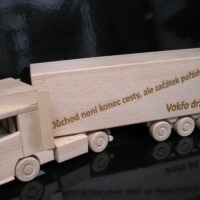Holzgeschenk für LKW-Fahrer