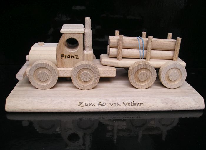 Forstschlepper, Lkw, Holzspielzeug