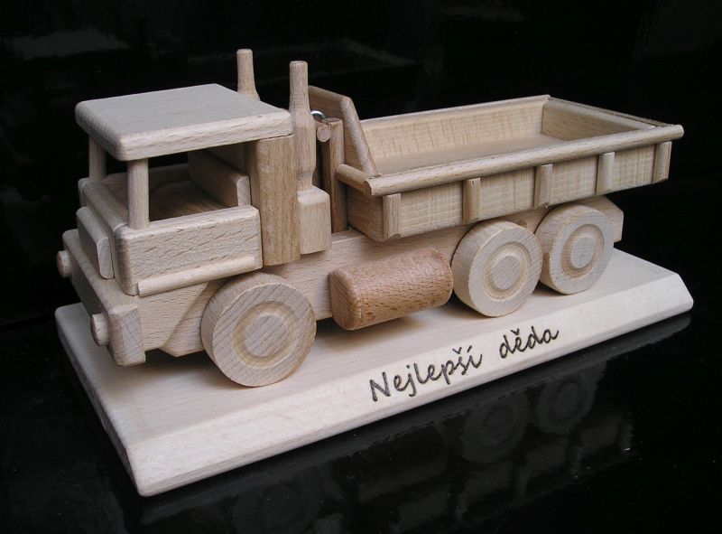 Tatra Kippcontainer-Lkw Holzgeschenke für Fahrer