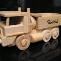 Tatra-LKW und Bulldozer aus Holz eva Holzspielzeug