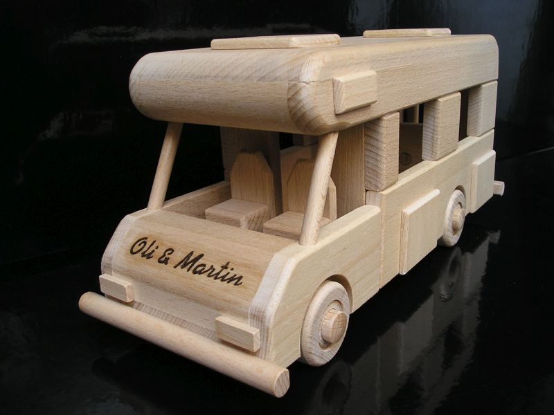 Holzgeschenk Campinganhänger