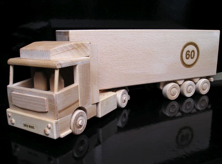 Geschenk-Truck zum Geburtstag