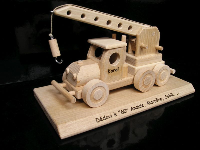 Autokran auf Sockel Geschenk für Kranführer