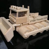 Geburtstagsgeschenk Schneemobil Schneepflug aus Holz