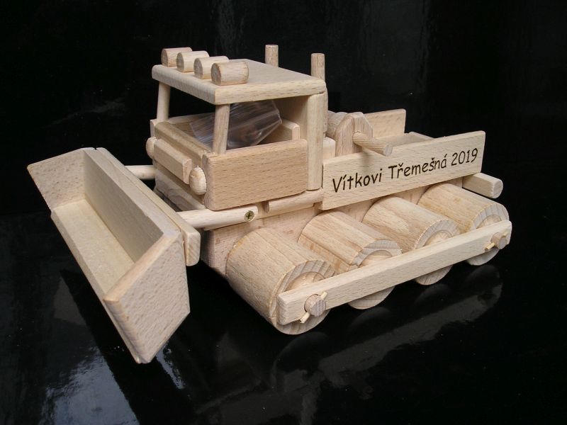 Geburtstagsgeschenk Schneemobil Schneepflug aus Holz