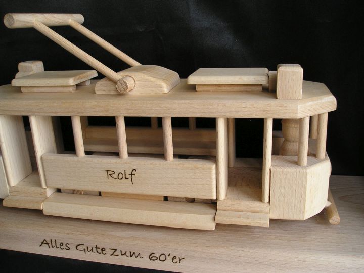 Holzmodell Straßenbahn, historisches Stadtverkehrsmittel Geschenke