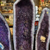 Große Amethyst-Geode aus Brasilien