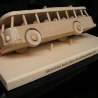 Holzbus Spielzeug – Spaß für Kinder und Sammlerstück