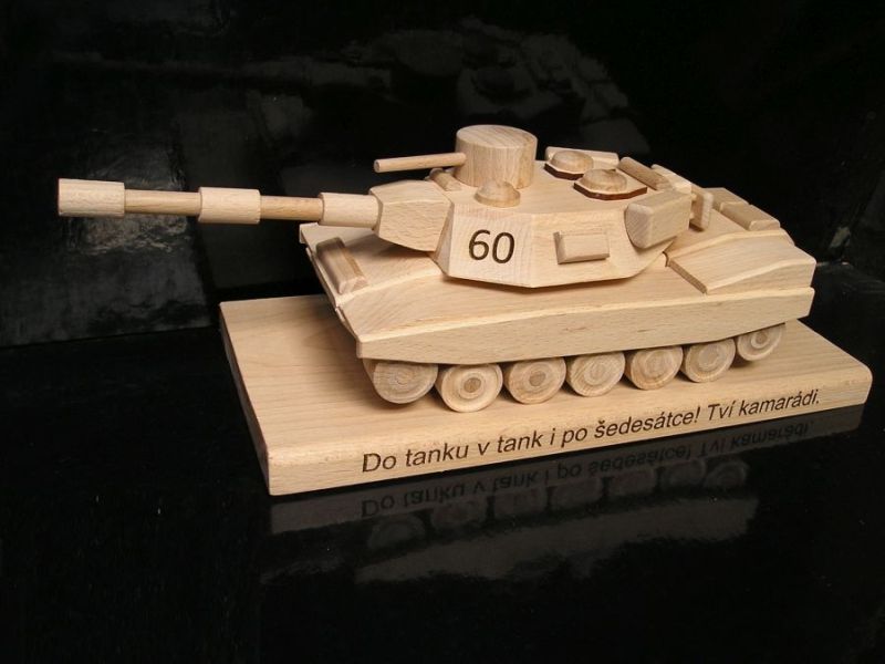 Geschenke für Soldaten Modellpanzer