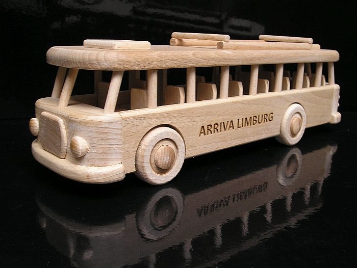 Bus Geschenk für Busfahrer mit personalisierter Gravur