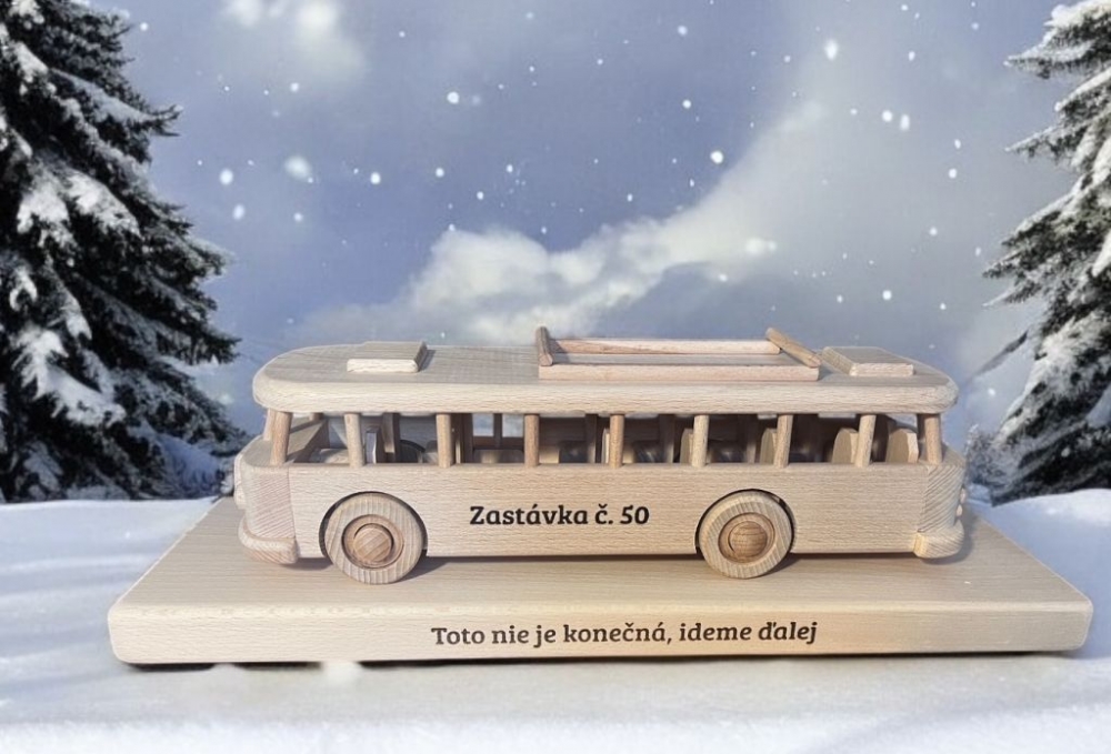 Holzbus als Geschenk für Fahrer