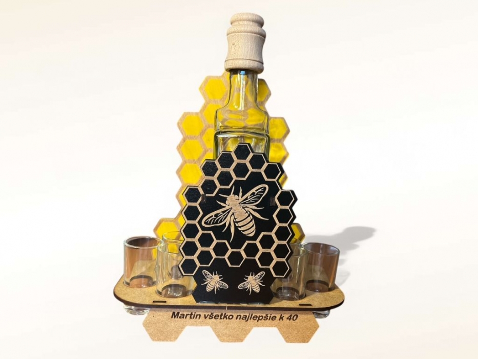 Geschenkset für Imker, Themenflasche mit Schnapsgläsern