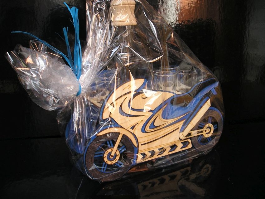 Geschenkset Glas Geschenke mit Flasche Motorradgeschenke