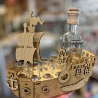 Schiffsmodell mit integrierter Flasche Geschenk für Wassersportler