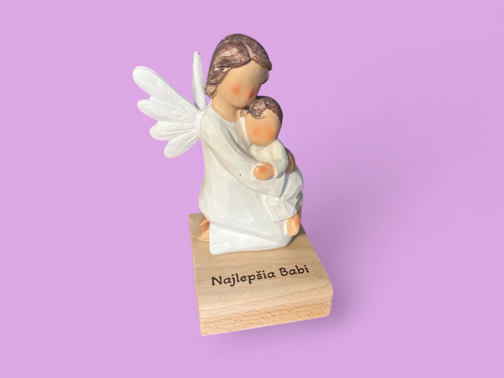 Engel Figur mit Kind in Weiß personalisiert