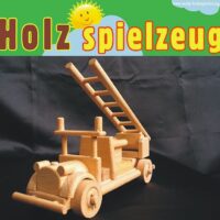 Feuerwehrauto aus Holz als Kinderspielzeug für Feuerwehrmann