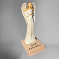 Engel mit Taube Figur Geschenk auf Sockel mit Personalisierung