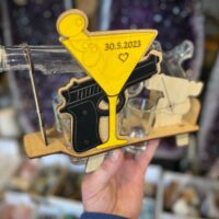 Pistole als Liebesgeschenk Flasche Schnapsgläser